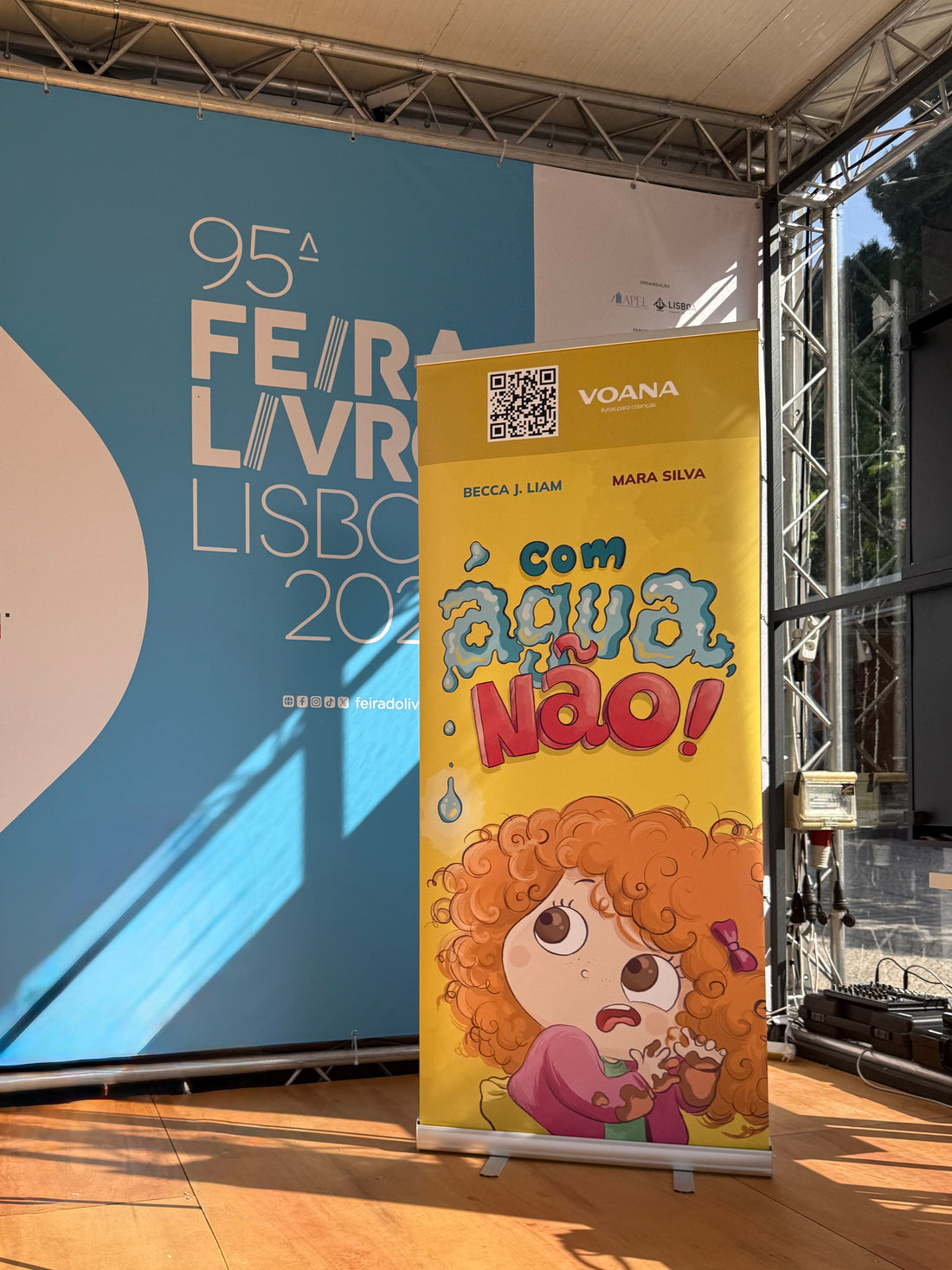 O lançamento do nosso primeiro livro na FLL 2025